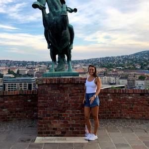 Meet your Posher, Aimee